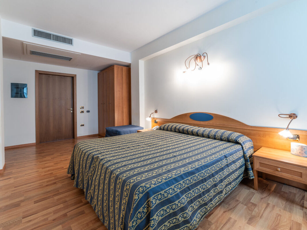 Camera Budget-Hotel Porta del Sole